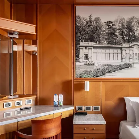 B&B Hotel Modena Модена