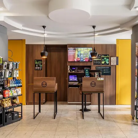 B&B Hotel Modena Готель 3*