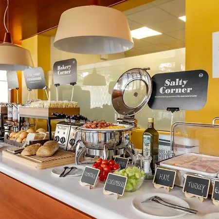B&B Hotel Modena Μόντενα