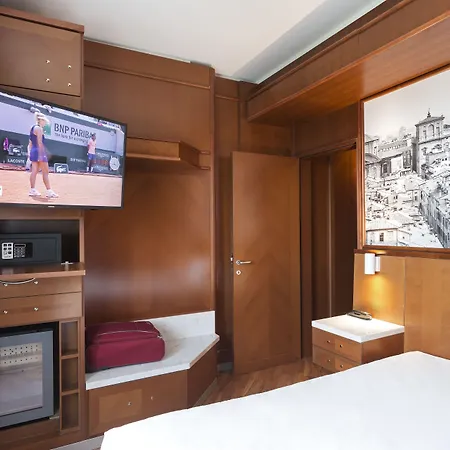 Hotel B&B Hotel Modena 3*