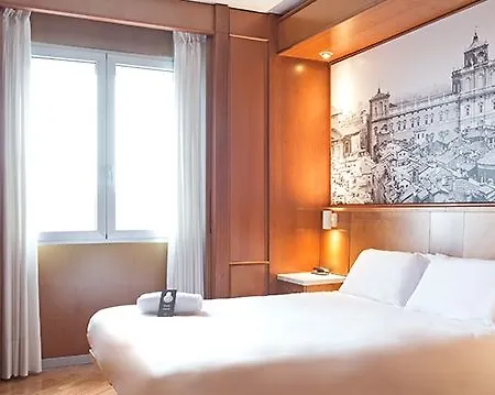 B&B Hotel Modena Μόντενα