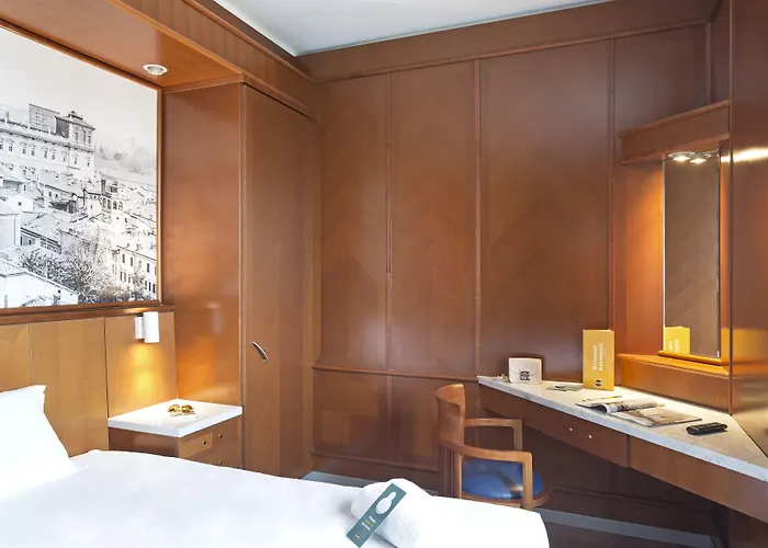 Hotell B&B Hotel Modena