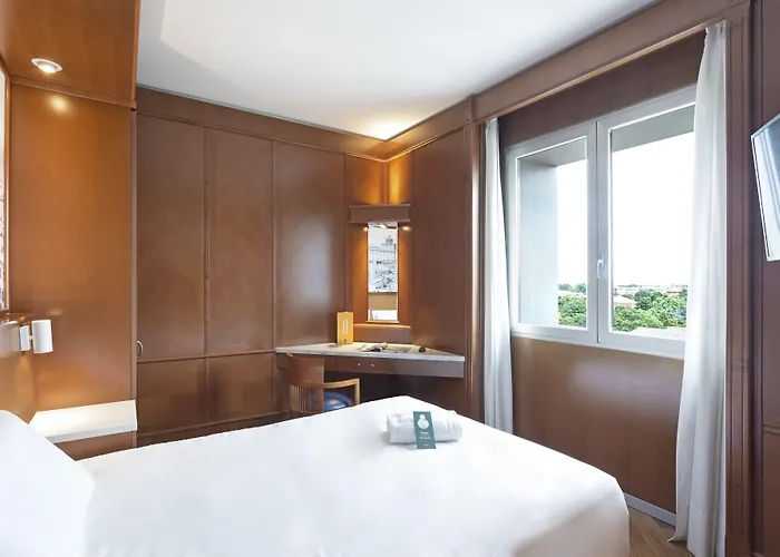 비앤비 호텔 모데나 3* 모데나