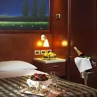 B&B Hotel Modena Hotell 3*